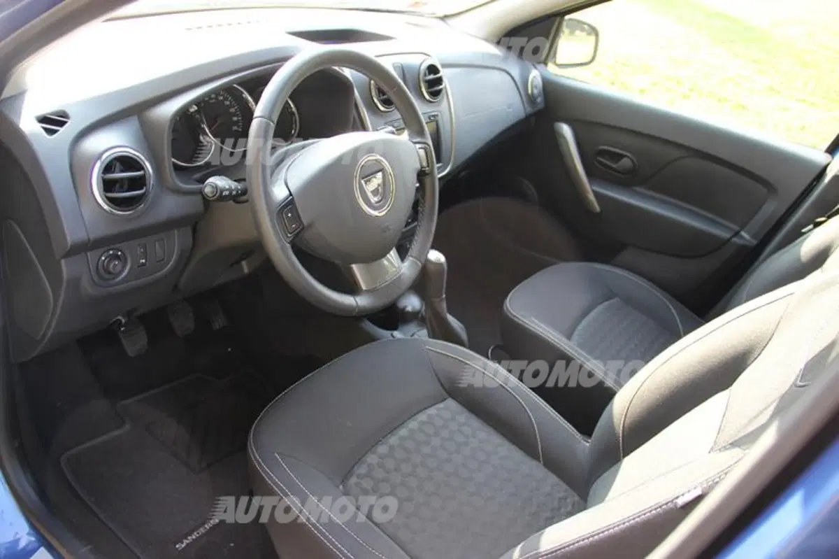 Dacia Sandero 1.2 GPL (22)