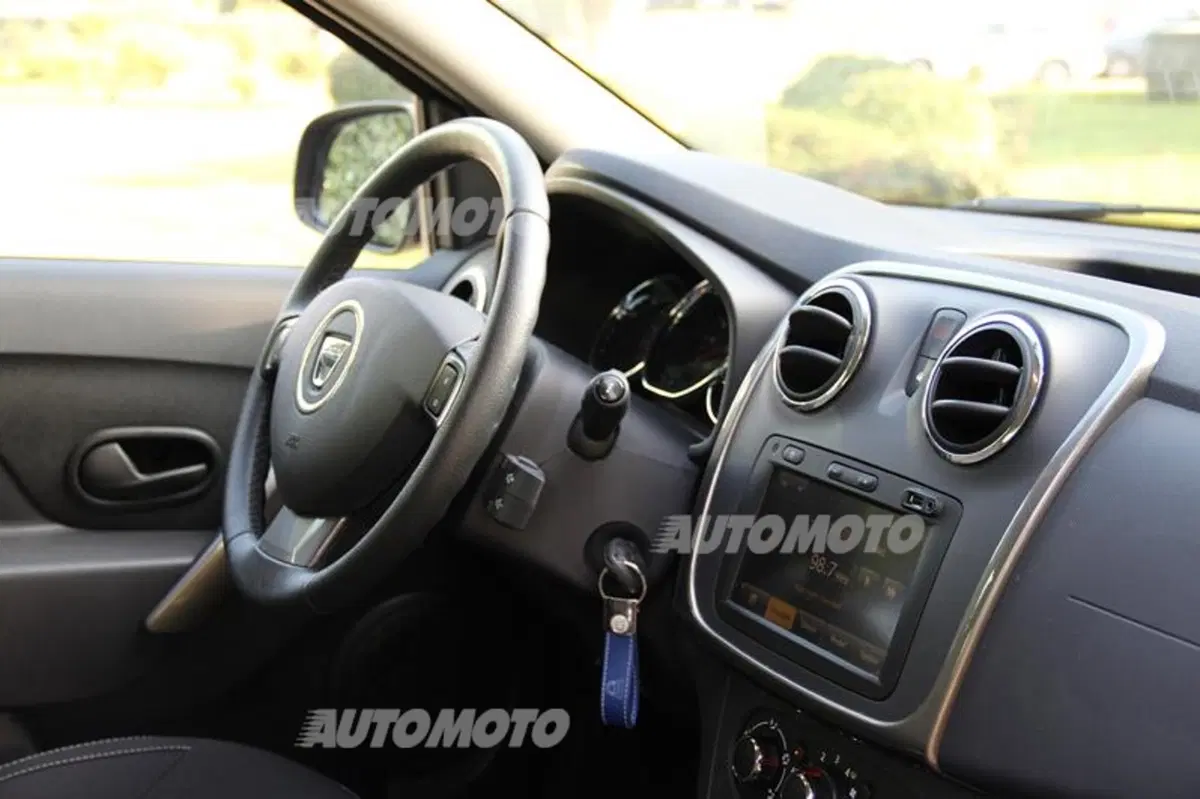 Dacia Sandero 1.2 GPL (25)