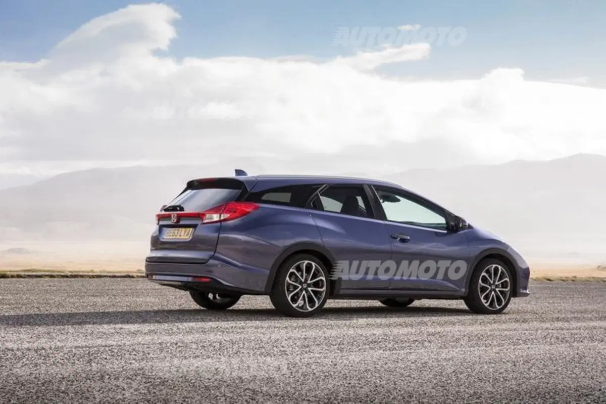Honda Civic Tourer (26)