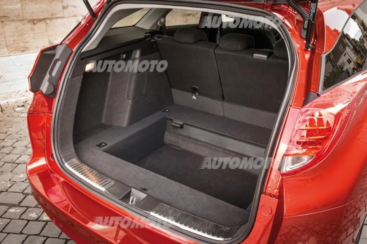 Honda Civic Tourer (50)