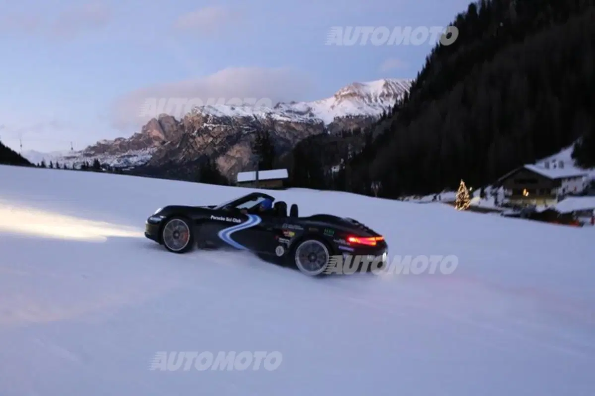 Porsche 911: raggiungere i 2.153 m risalendo le piste da sci? Possibile (10)