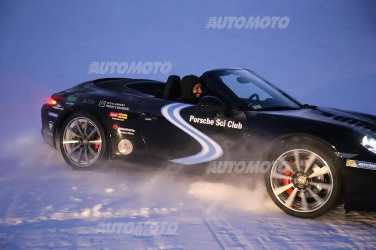 Porsche 911: raggiungere i 2.153 m risalendo le piste da sci? Possibile (11)