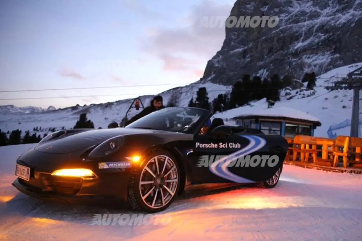 Porsche 911: raggiungere i 2.153 m risalendo le piste da sci? Possibile (29)