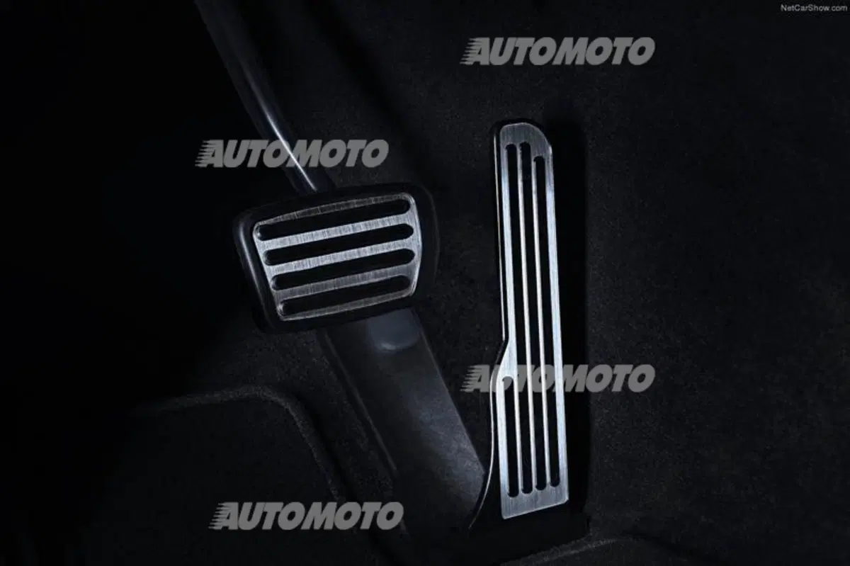 Nuova Cadillac CTS: in arrivo in Italia. Ecco i prezzi (32)