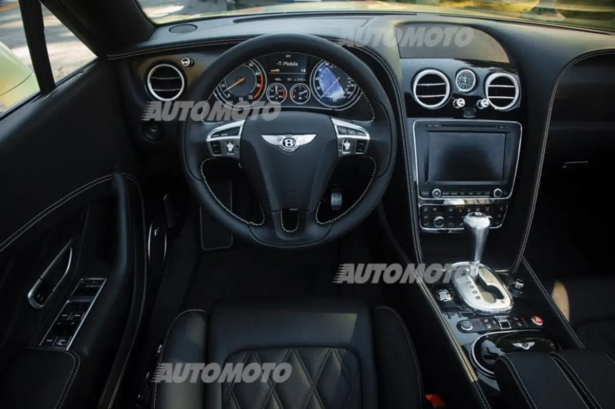 Bentley Continental GT Speed Convertible (26)