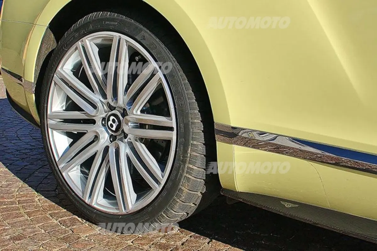 Bentley Continental GT Speed Convertible (37)