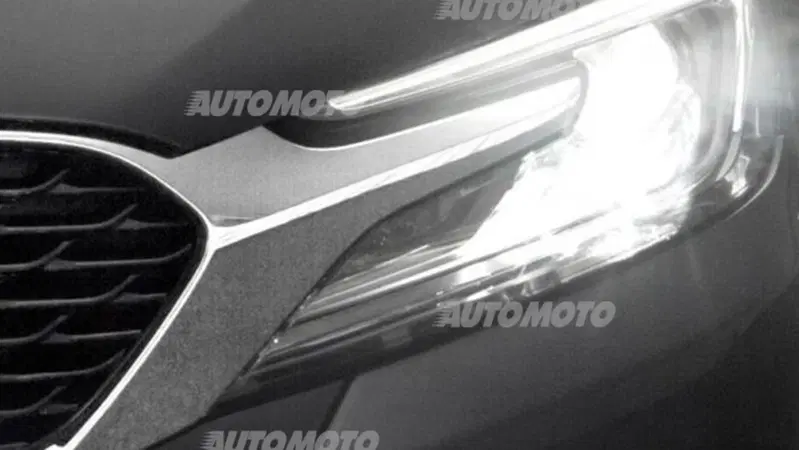 Citroen: primi teaser di una vettura per il mercato cinese