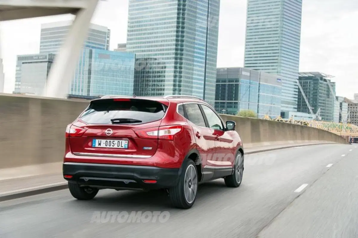 Nuova Nissan Qashqai: prezzi e allestimenti per il mercato italiano (5)