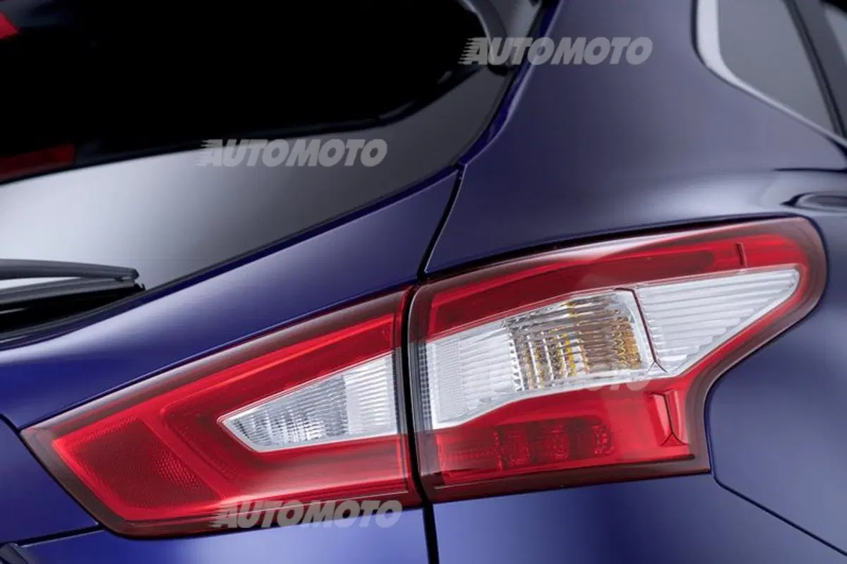 Nuova Nissan Qashqai: prezzi e allestimenti per il mercato italiano (18)