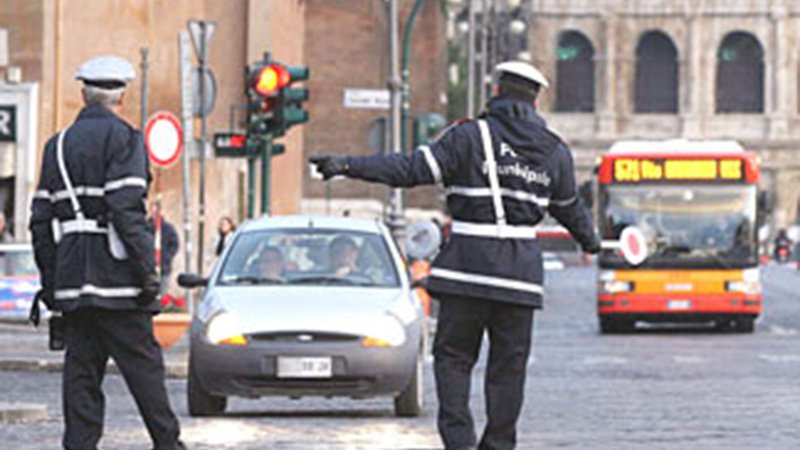 Roma: oggi stop ai veicoli pi&ugrave; inquinanti all&#039;interno della Fascia Verde