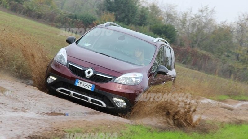 Renault Sc&eacute;nic XMod Cross