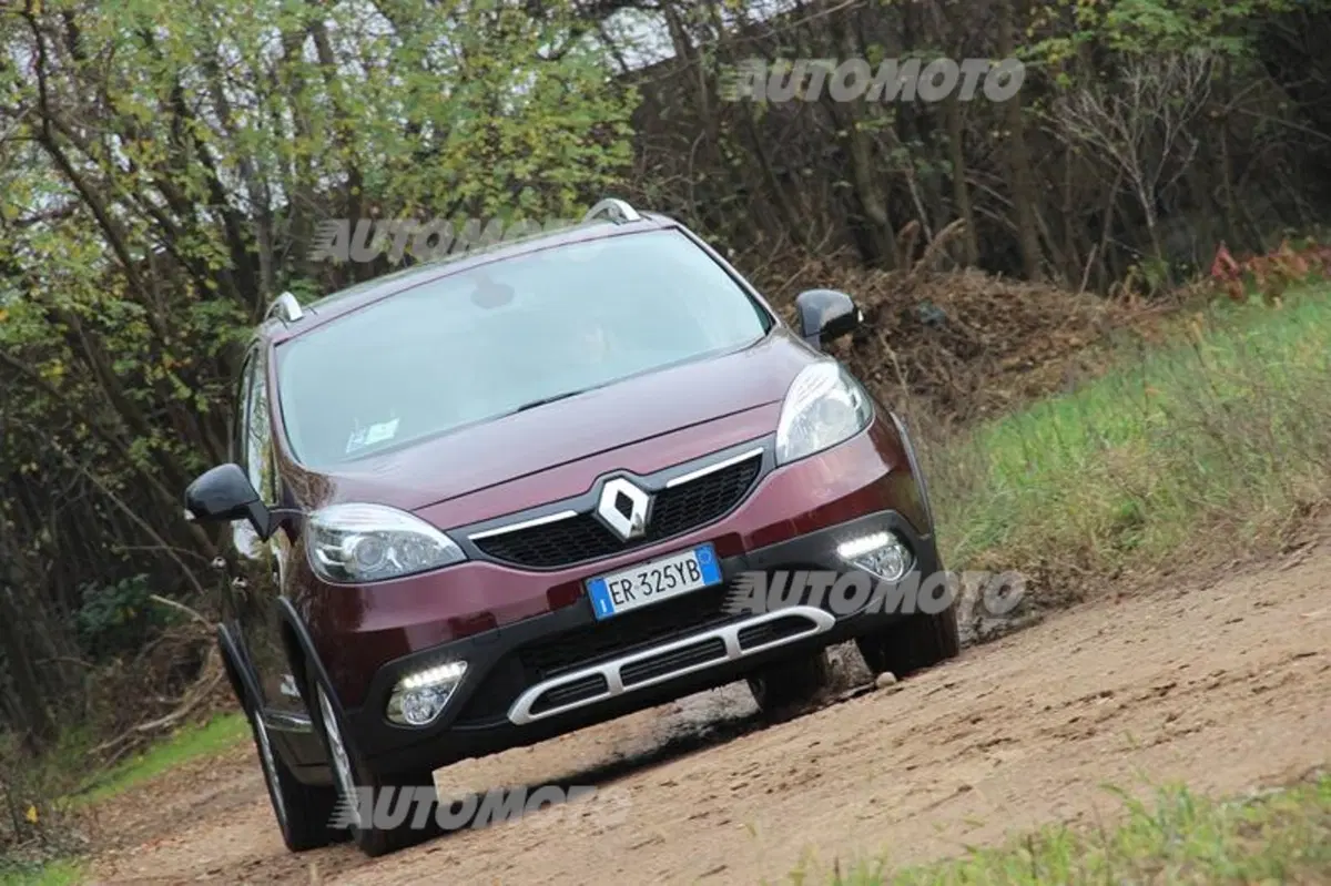 Renault Scénic XMod Cross (4)
