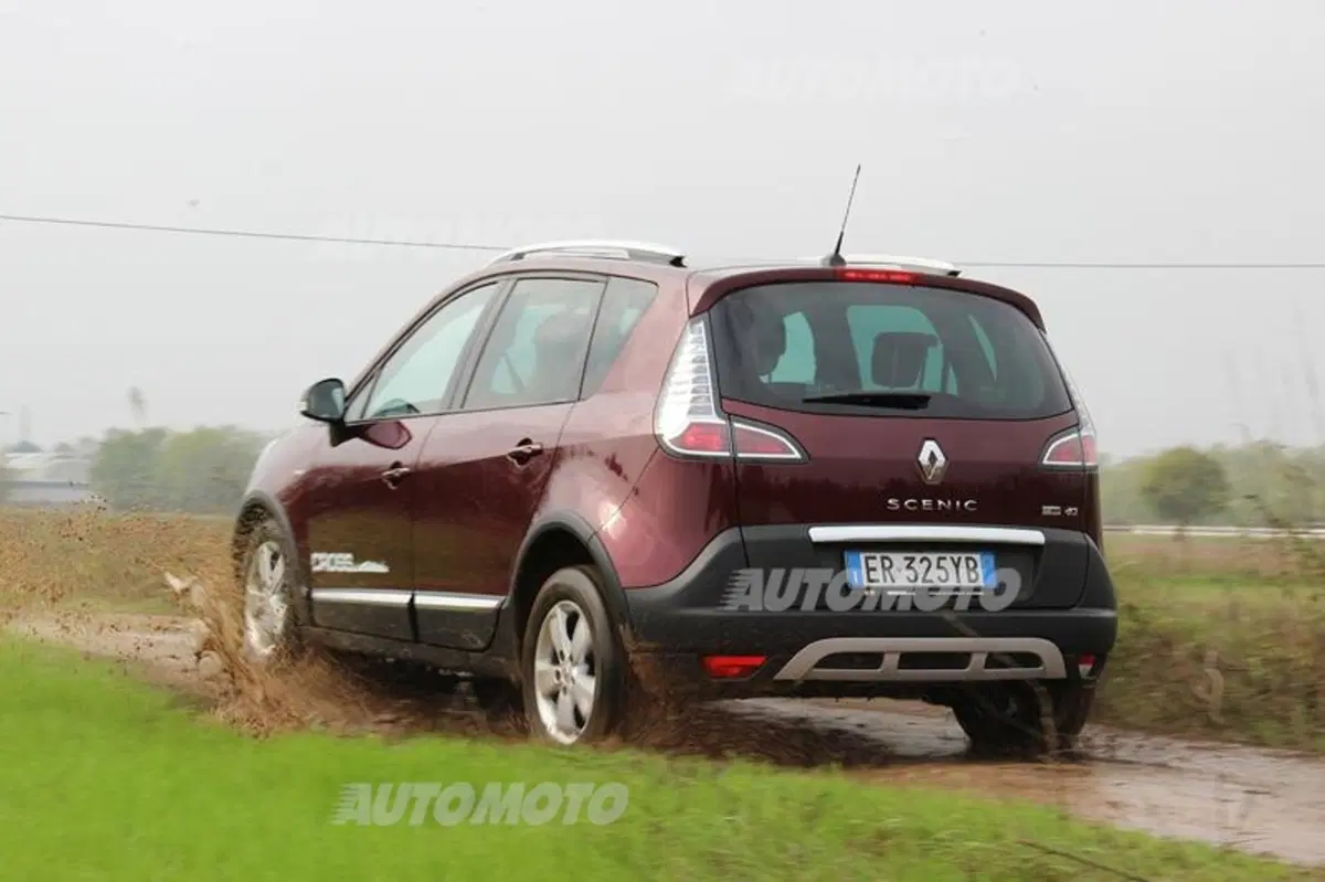 Renault Scénic XMod Cross (20)