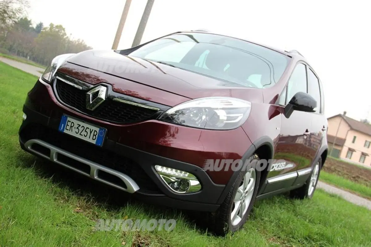 Renault Scénic XMod Cross (22)