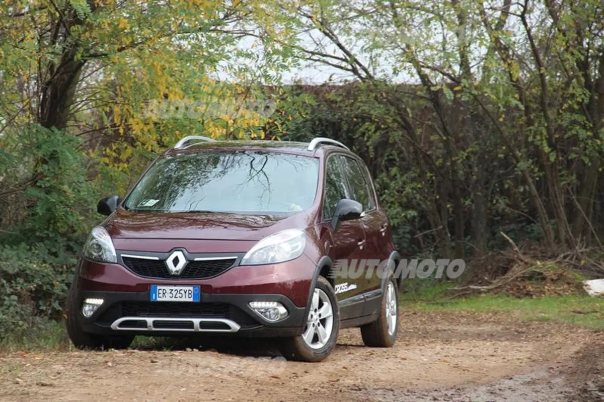 Renault Scénic XMod Cross (30)