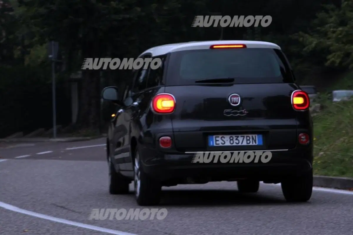 Fiat 500L Living 1.6 MultiJet 105 CV (5)