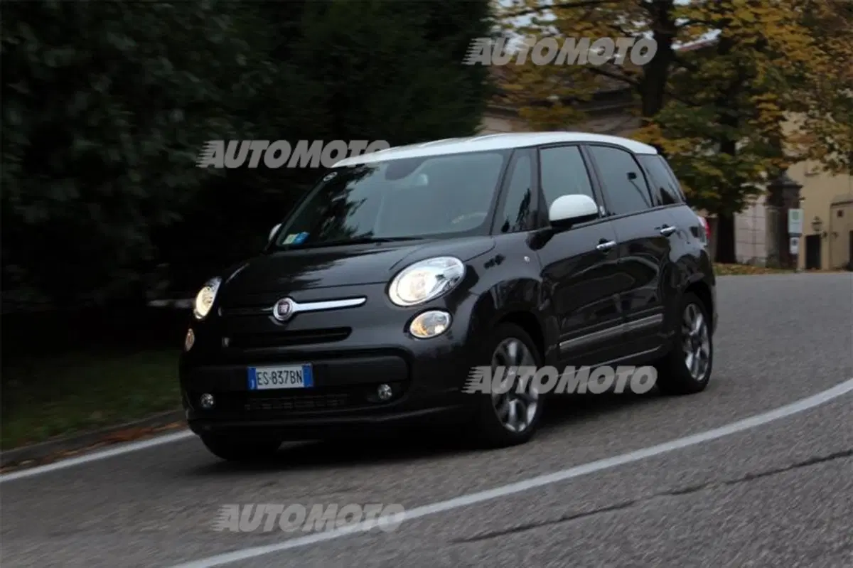 Fiat 500L Living 1.6 MultiJet 105 CV (10)