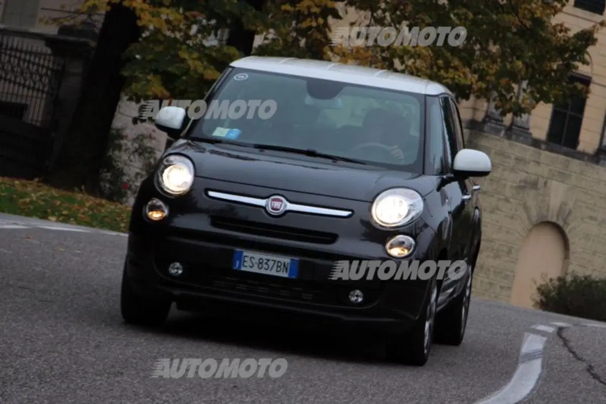 Fiat 500L Living 1.6 MultiJet 105 CV (12)