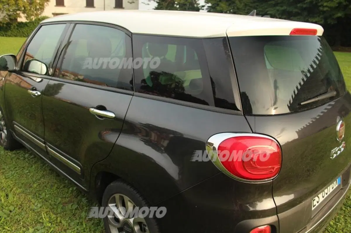 Fiat 500L Living 1.6 MultiJet 105 CV (18)