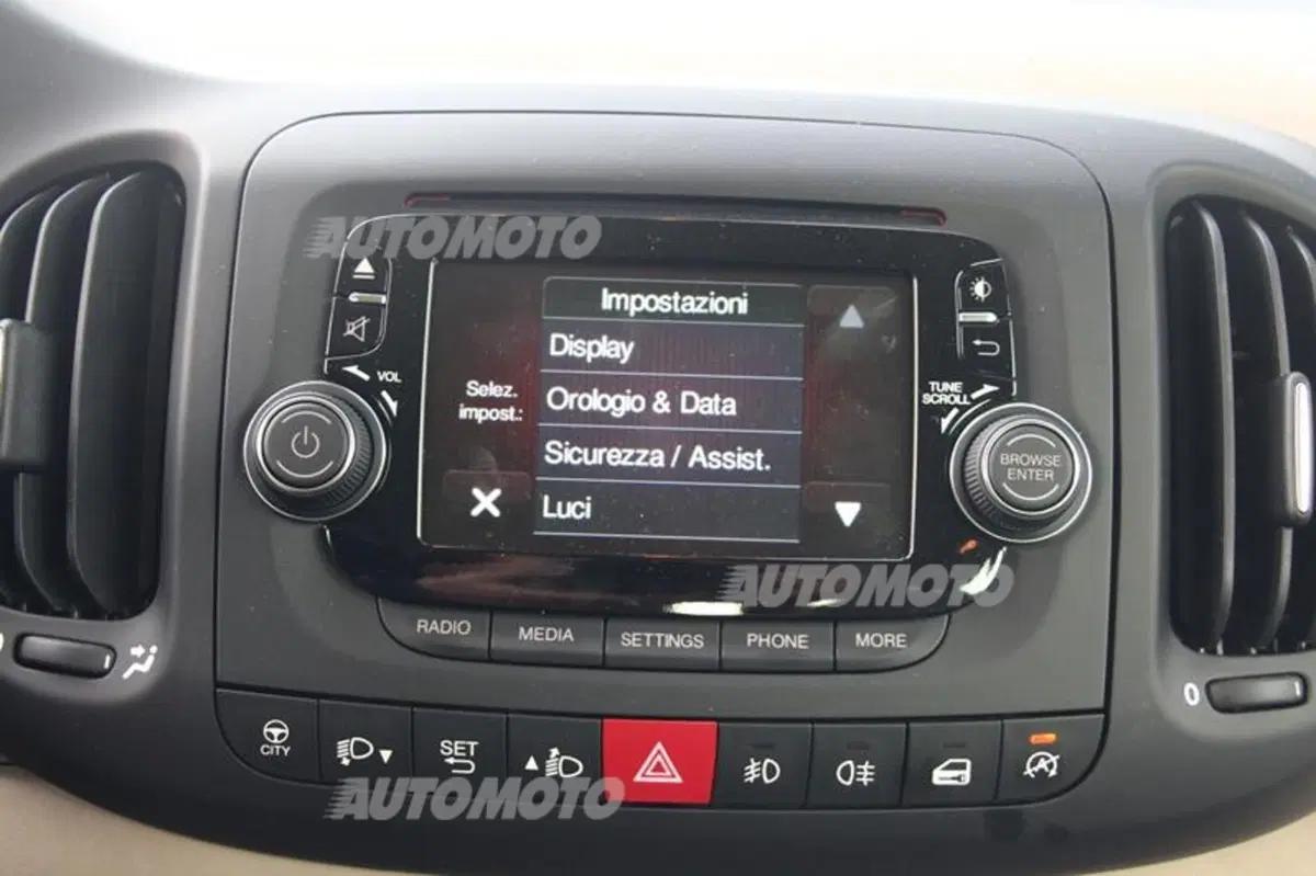 Fiat 500L Living 1.6 MultiJet 105 CV (28)