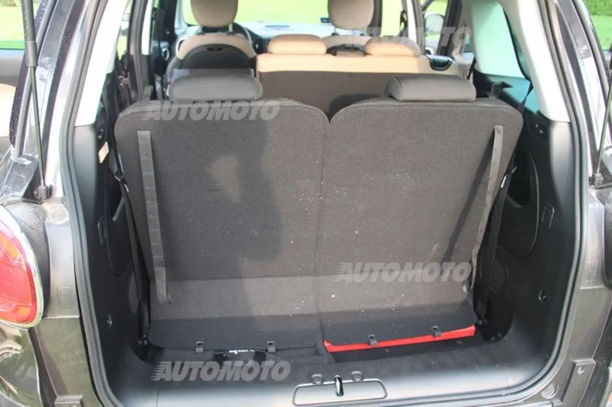 Fiat 500L Living 1.6 MultiJet 105 CV (40)