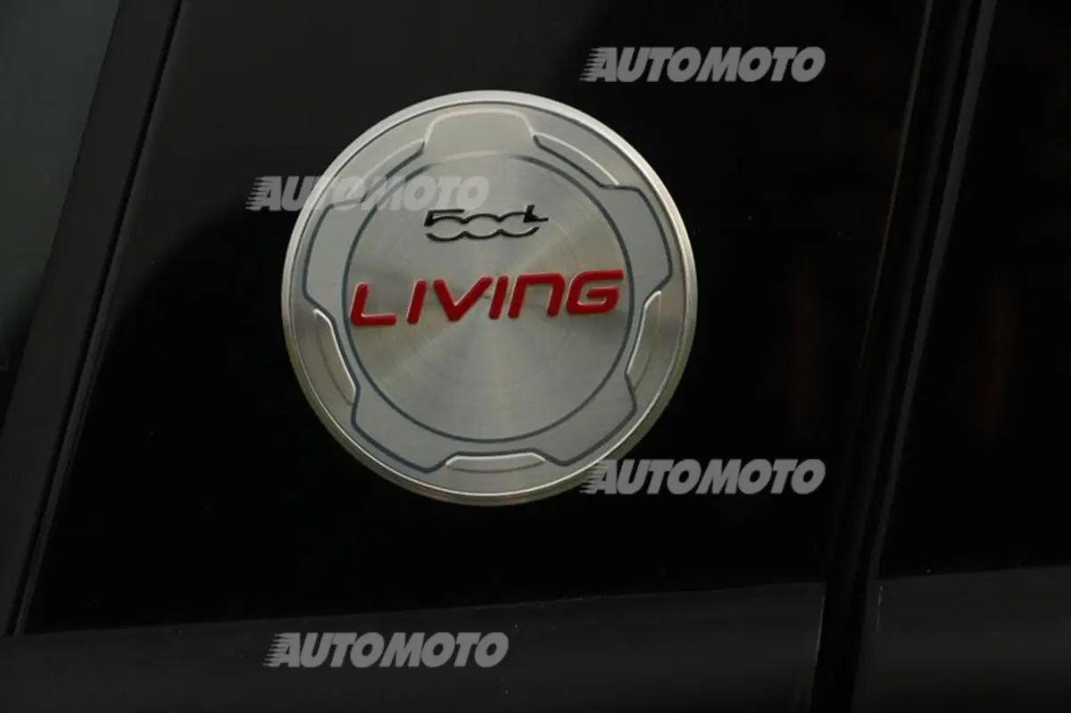 Fiat 500L Living 1.6 MultiJet 105 CV (51)