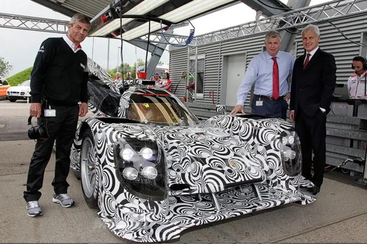 Porsche 919 Hybrid: ecco il nome della LMP1 per il WEC 2014 (8)