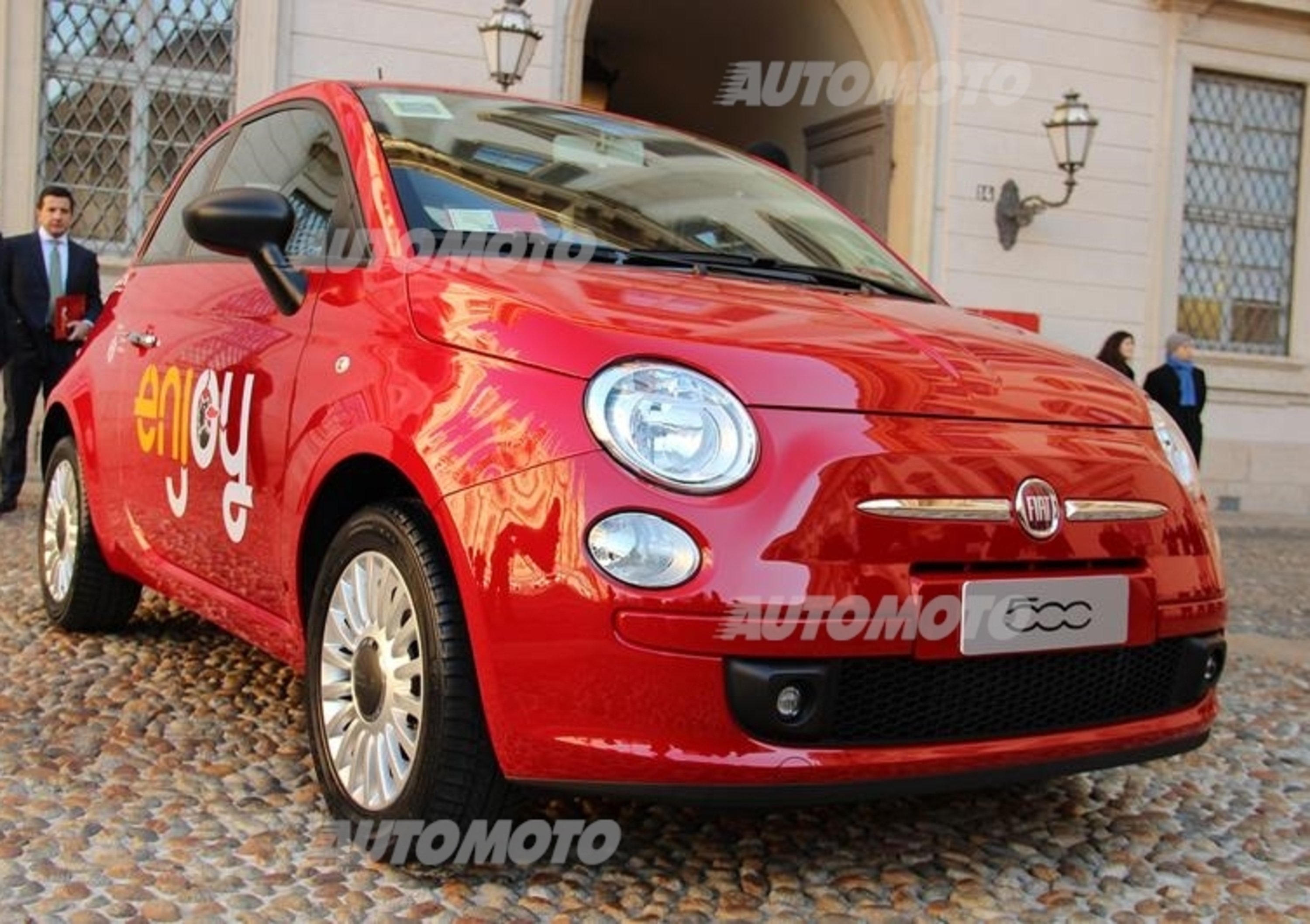 Enjoy: a Milano il nuovo car sharing di Eni con Fiat 500 e 500L
