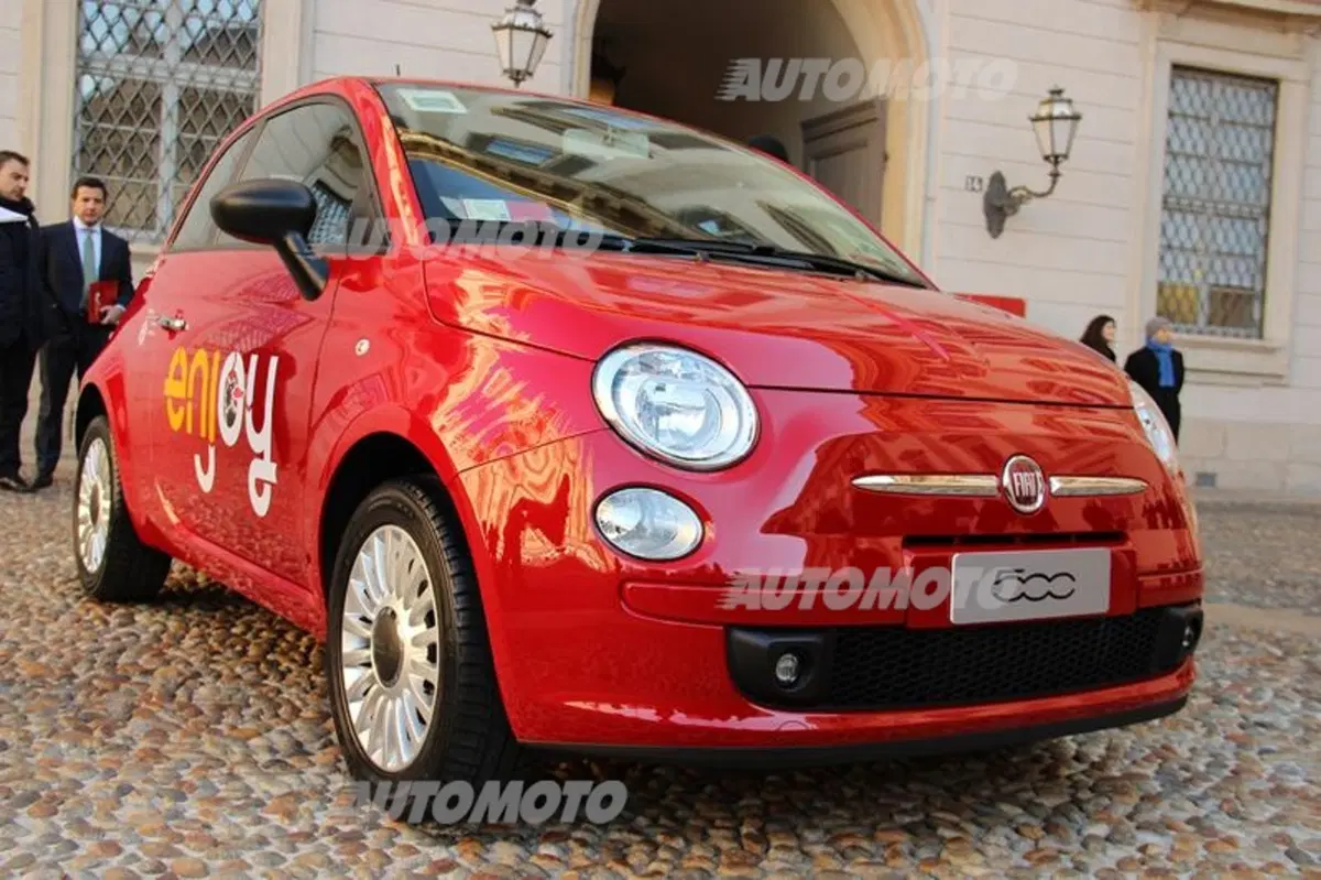 Enjoy: a Milano il nuovo car sharing di Eni con Fiat 500 e 500L
