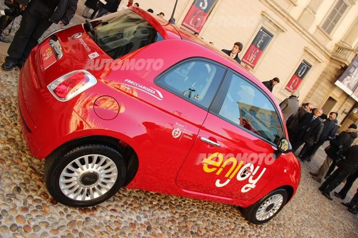 Enjoy: a Milano il nuovo car sharing di Eni con Fiat 500 e 500L (2)