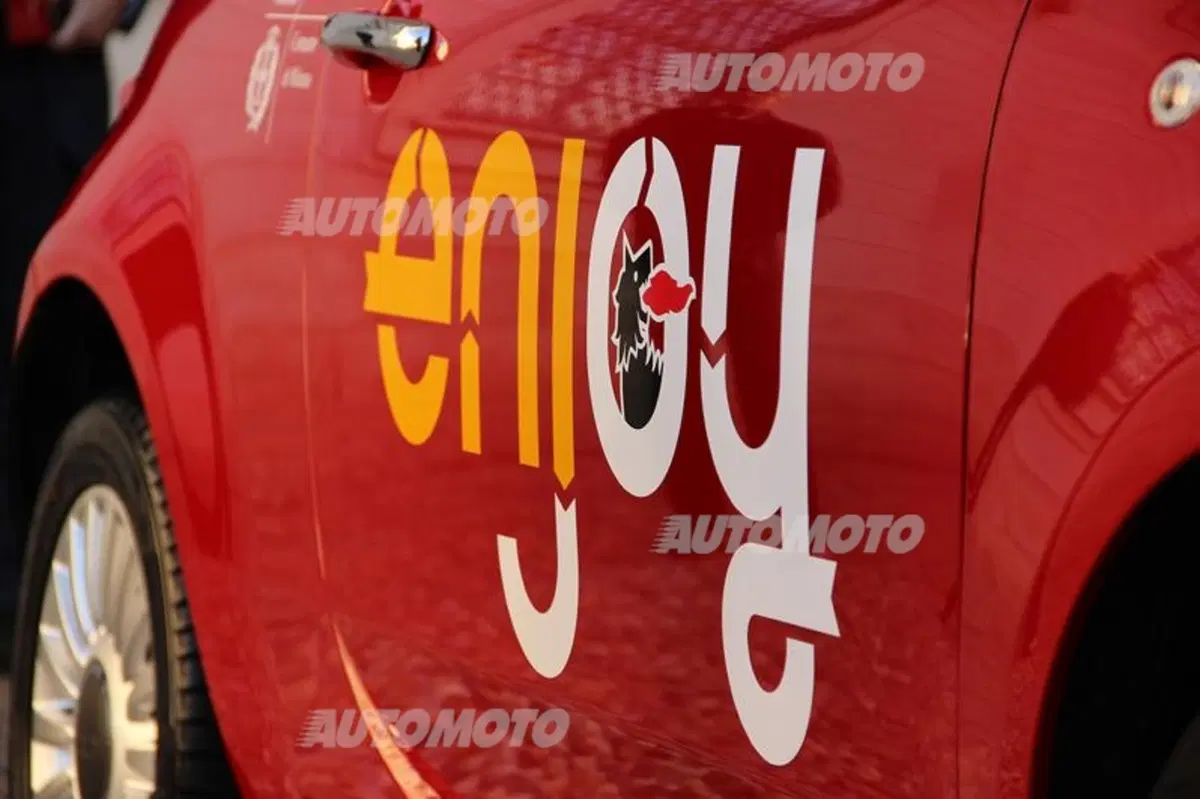 Enjoy: a Milano il nuovo car sharing di Eni con Fiat 500 e 500L (6)