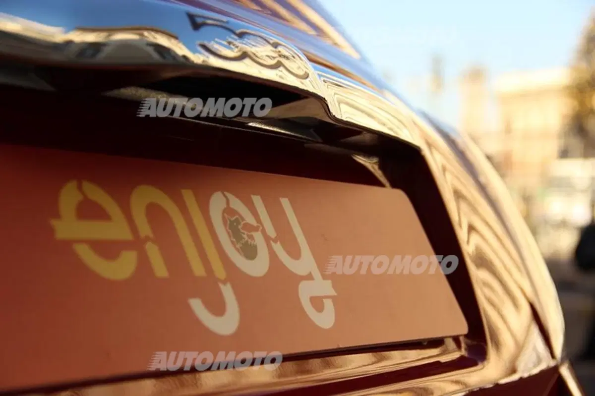 Enjoy: a Milano il nuovo car sharing di Eni con Fiat 500 e 500L (14)
