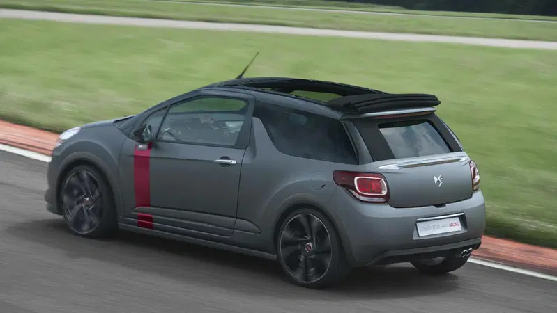 Citroen DS3 Cabrio Racing