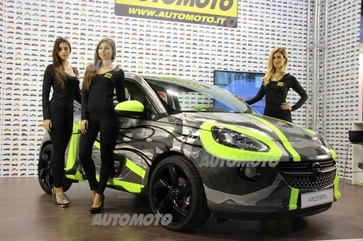 Opel Adam: al via l'asta benefica del modello personalizzato da Rossi e Drudi (8)