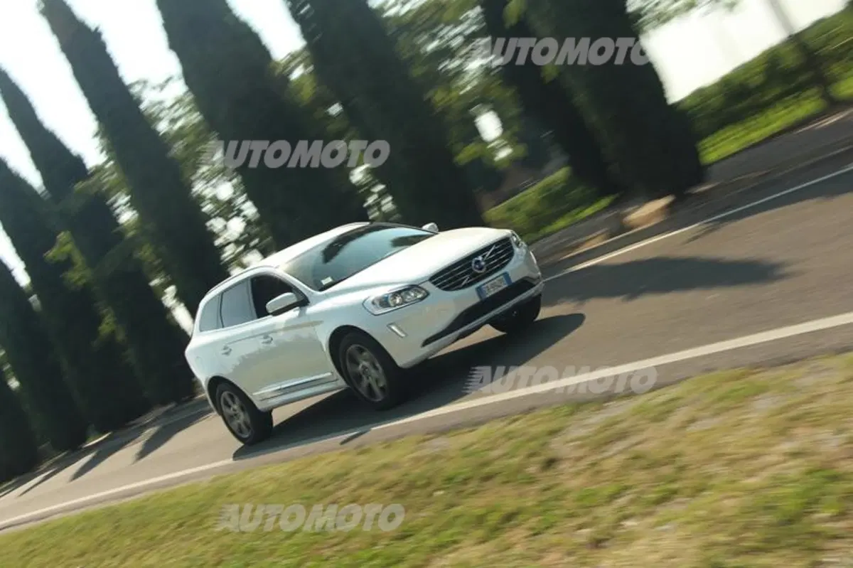 Volvo XC60 restyling (2)
