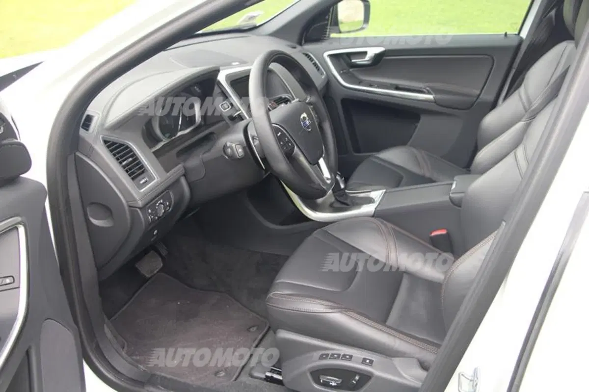 Volvo XC60 restyling (30)