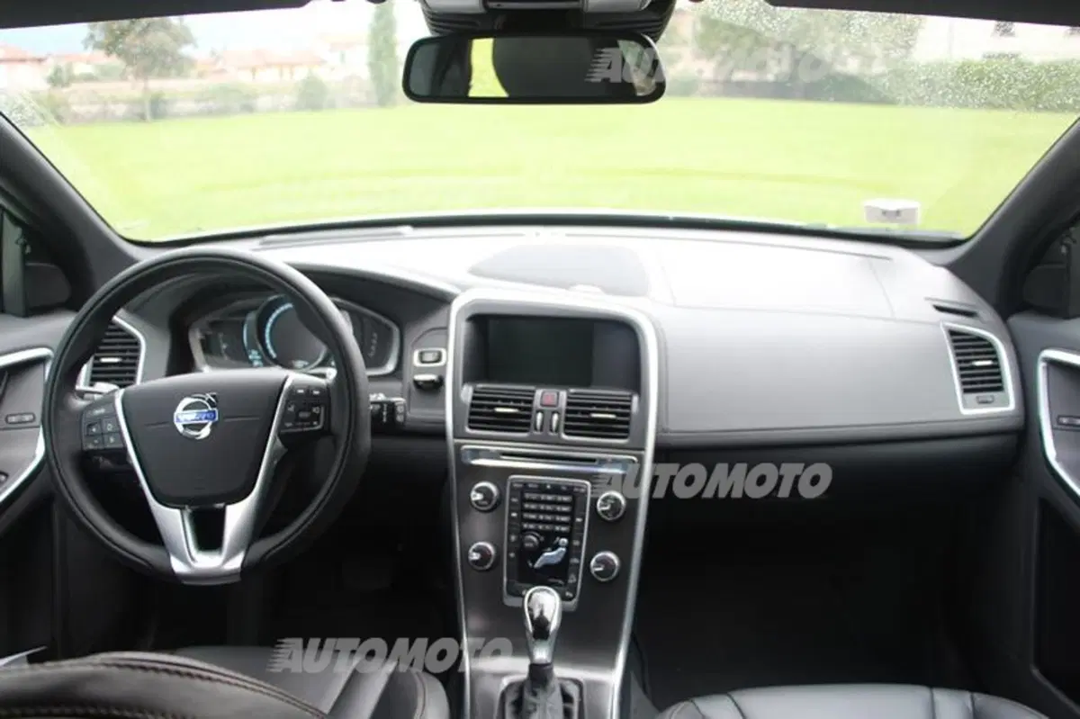 Volvo XC60 restyling (31)