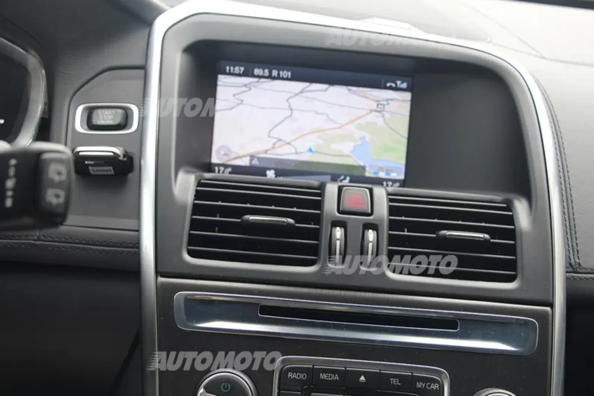 Volvo XC60 restyling (40)