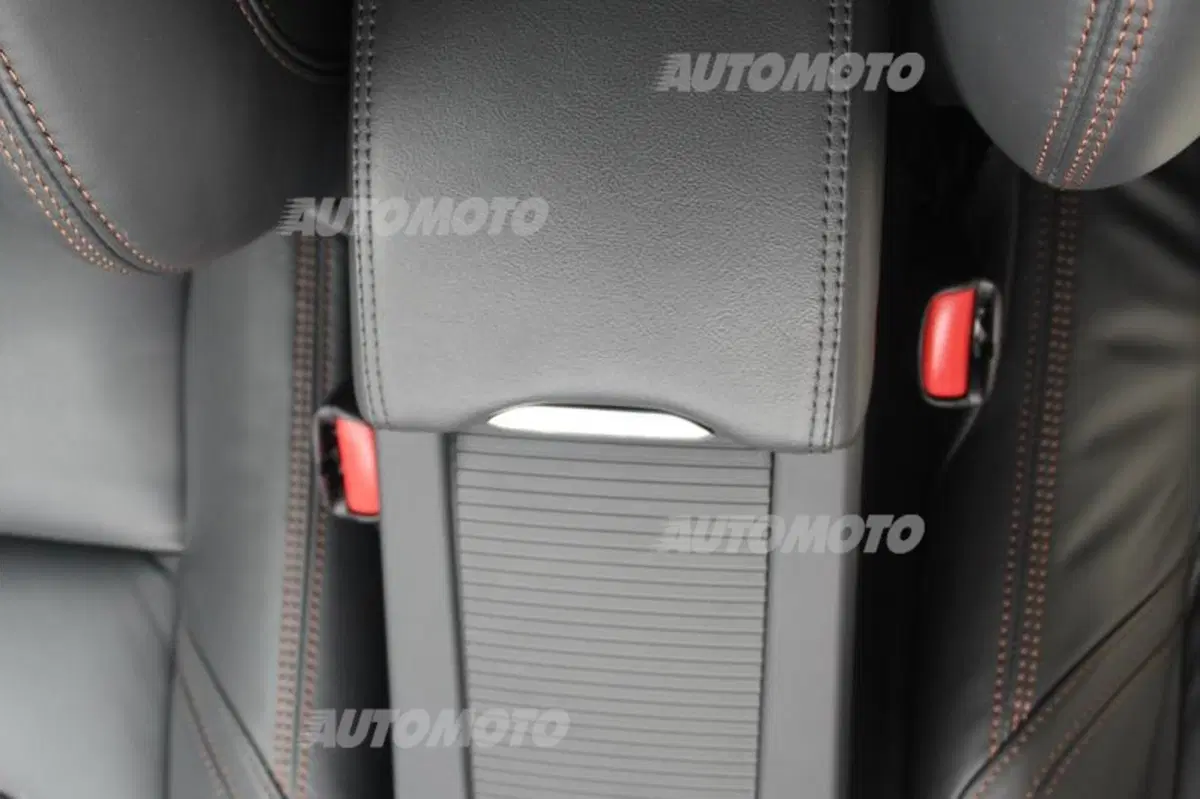 Volvo XC60 restyling (47)
