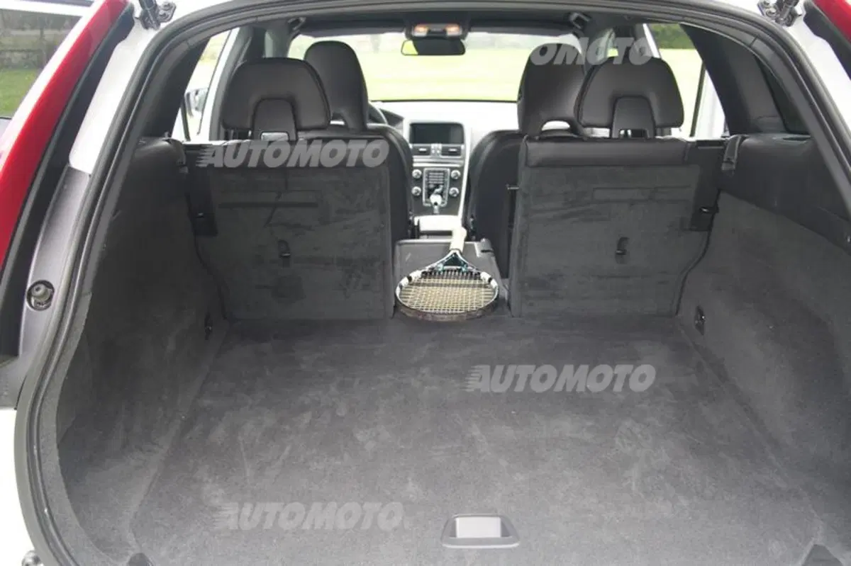 Volvo XC60 restyling (57)