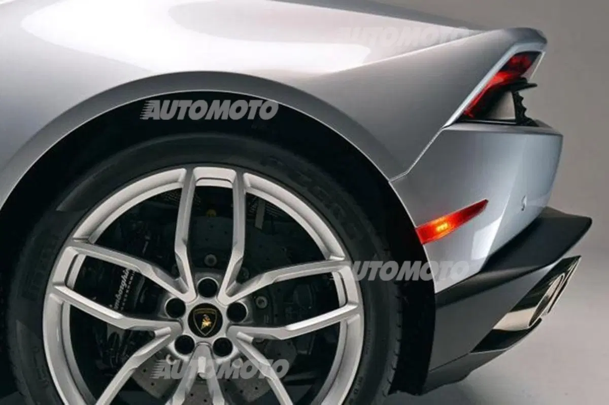 Lamborghini Huracán: il sound della nuova V10 in azione su strada (11)