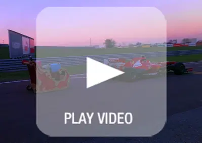 Ferrari F138: quando una F1 diventa… la slitta di Babbo Natale!