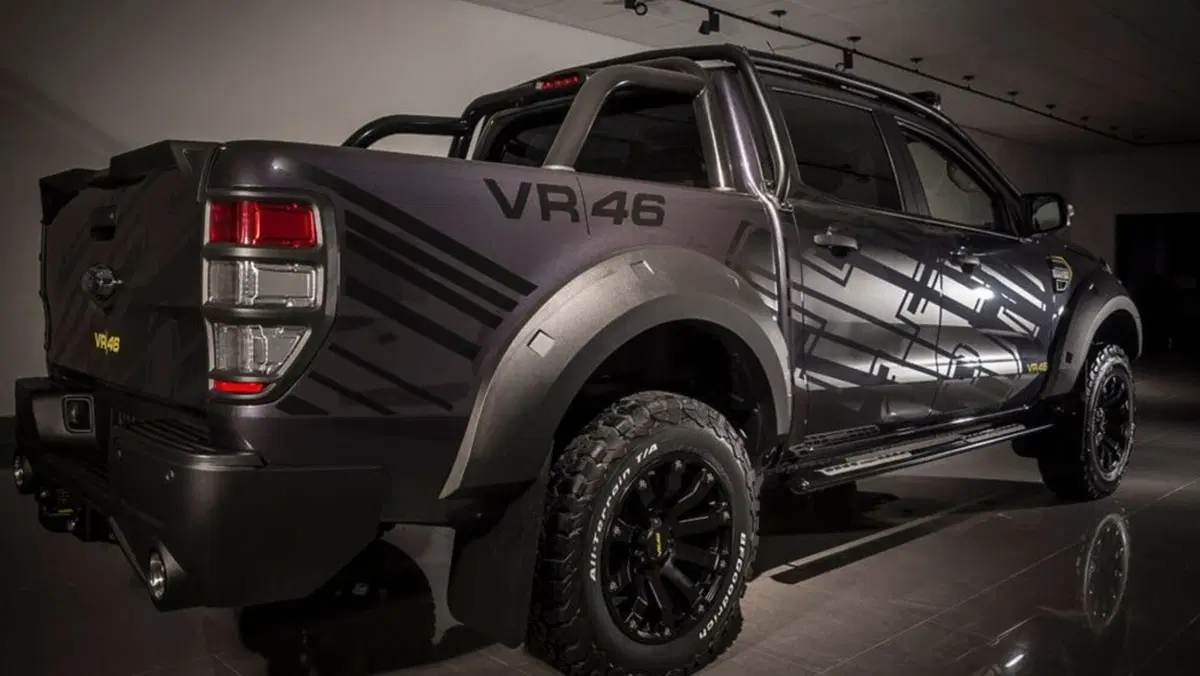 Ford 'omaggia' Valentino Rossi: ecco Transit e Ranger VR|46 Edition (3)