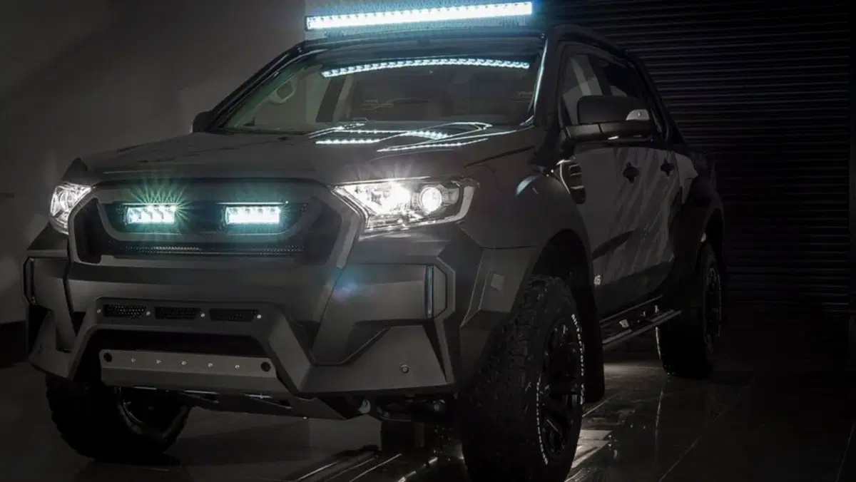 Ford 'omaggia' Valentino Rossi: ecco Transit e Ranger VR|46 Edition (6)