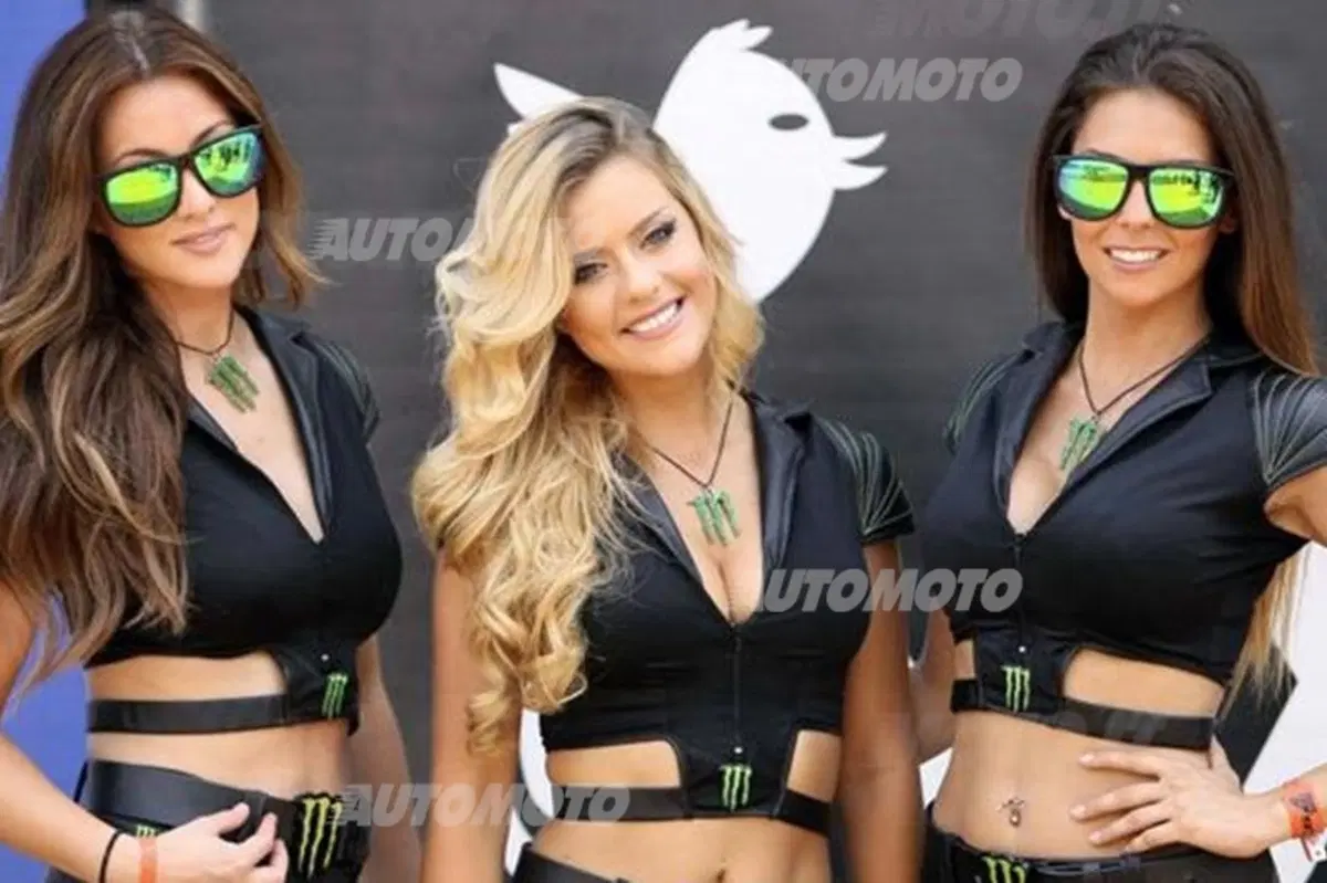 iLike@Umbrella Girls 2013 (16)