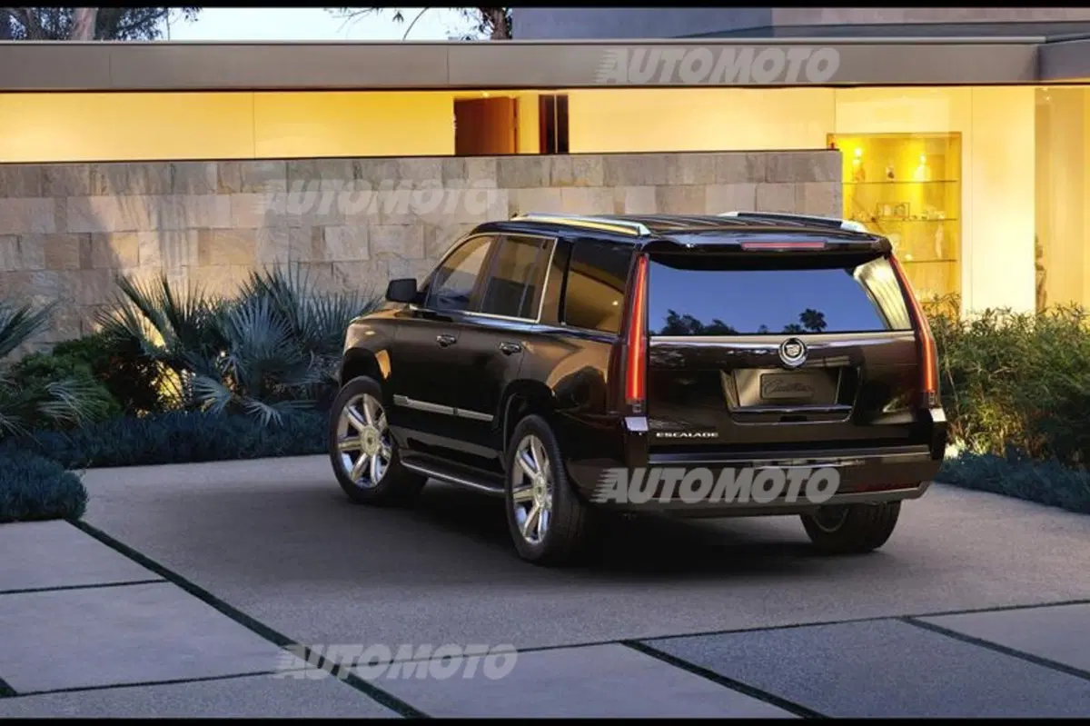 Nuova Cadillac Escalade: allestimenti e dotazioni (6)