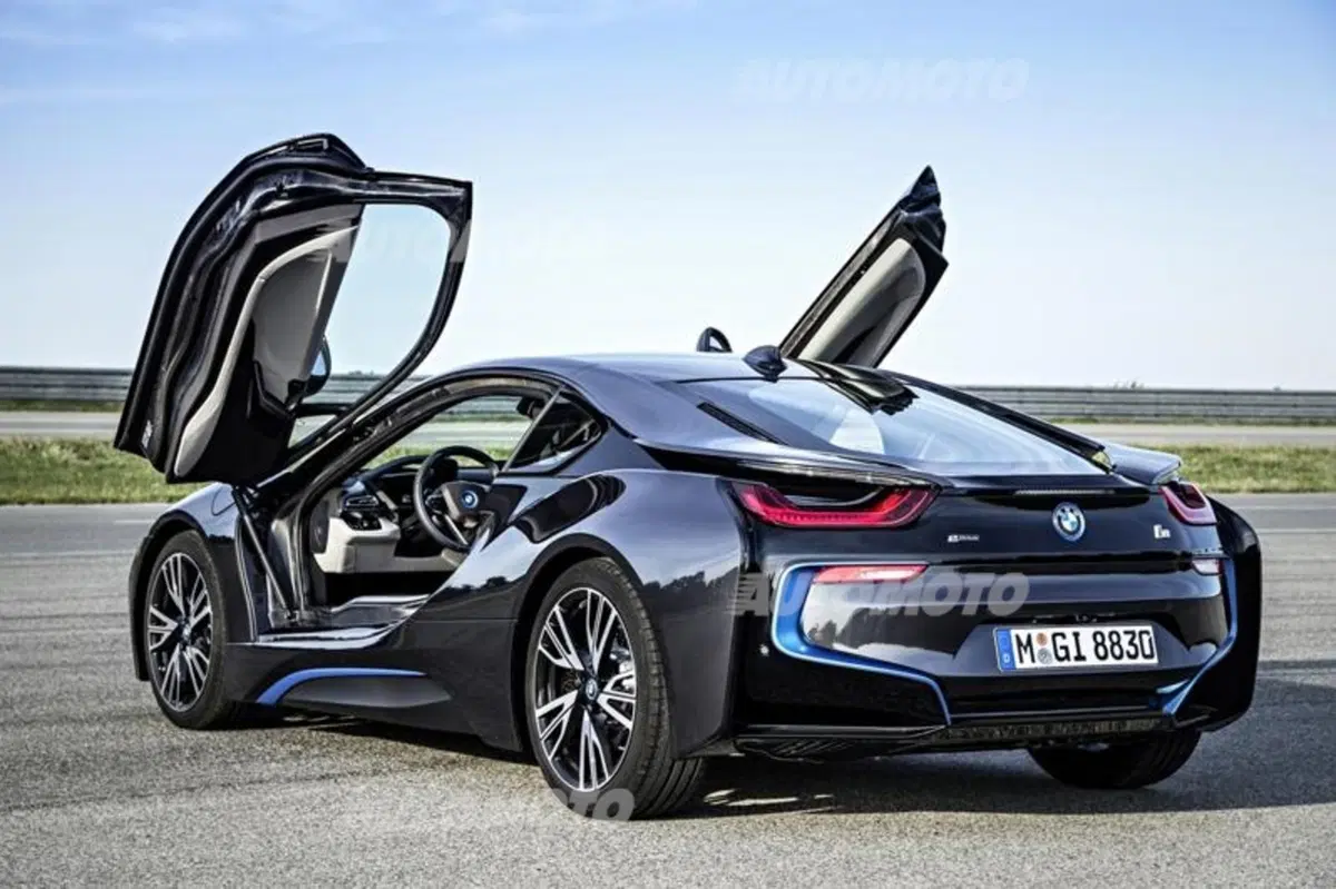 BMW i8: un video ufficiale ne spiega il design (6)