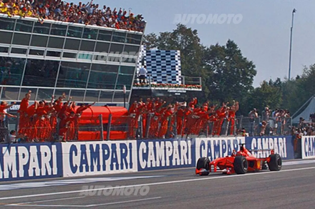 Schumacher: le 20 foto più belle delle vittorie in Ferrari (8)