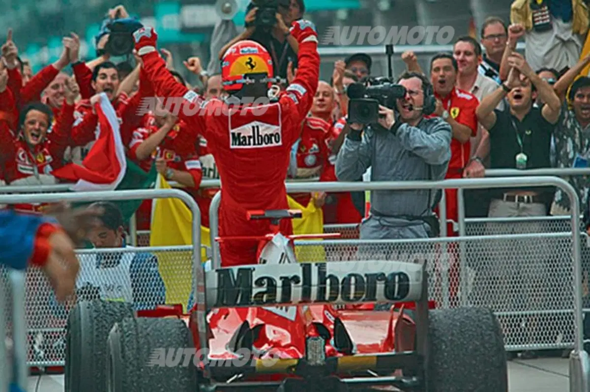 Schumacher: le 20 foto più belle delle vittorie in Ferrari (17)