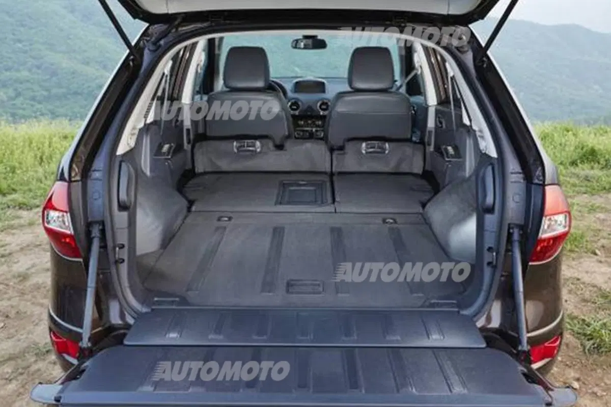 Renault Koleos restyling: tutti i dettagli e i prezzi per l'Italia (6)